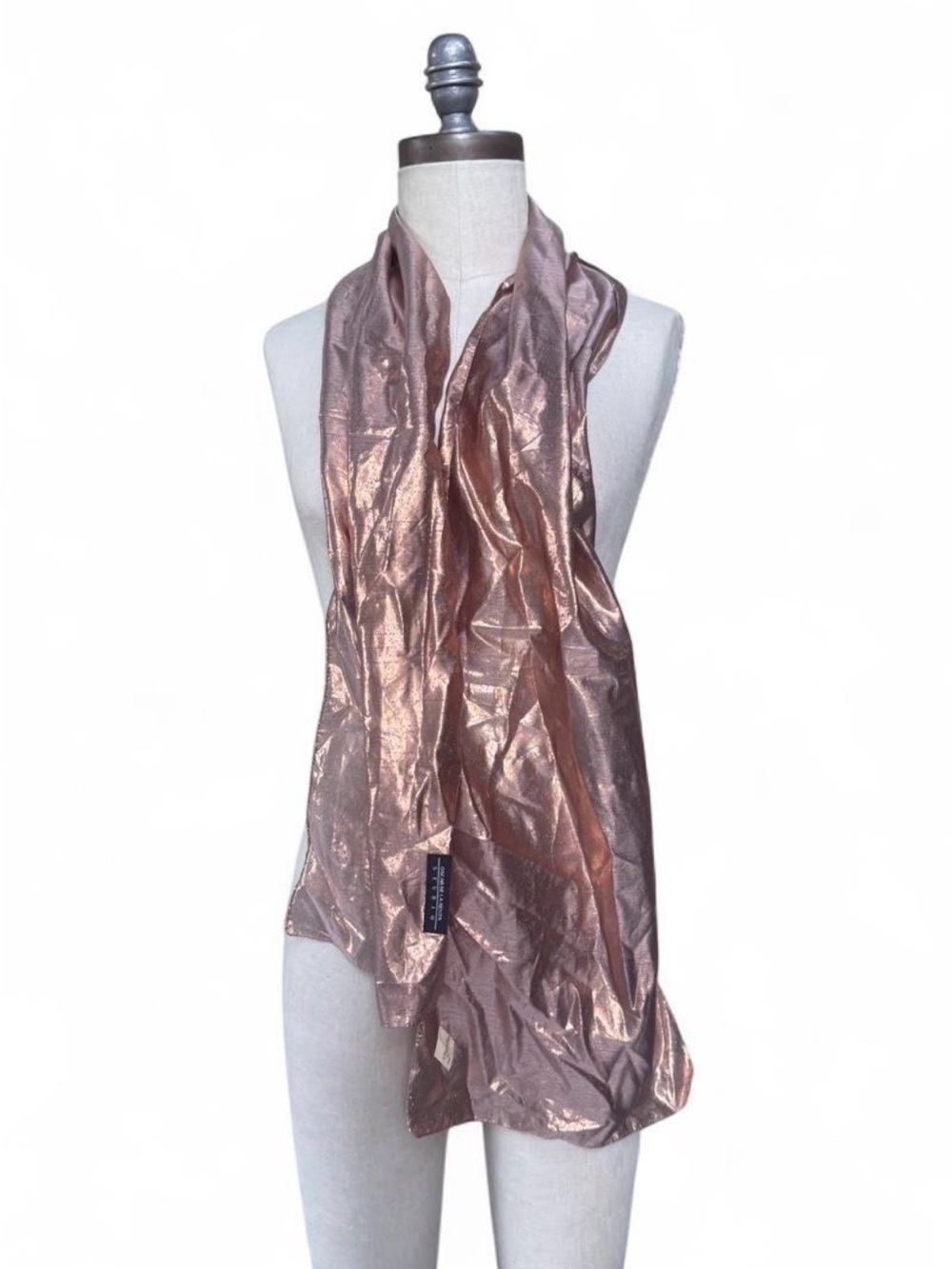 Oscar de la Renta studio NWT Vintage metallic rose gold scarf made in Italy